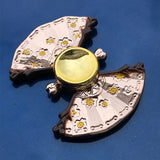 R118 Bearing Adult Spinner Gyro Sniper Tri Finger Spinner Metal Toys for Children Spinner Ring Smoke Bomb Pan Shape