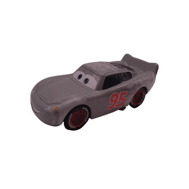 Newest arrival Disney Pixar cars 3 Toy Car McQueen 1:55 Cast Metal Alloy Toy Car Model Children's Birthday Christmas Gift