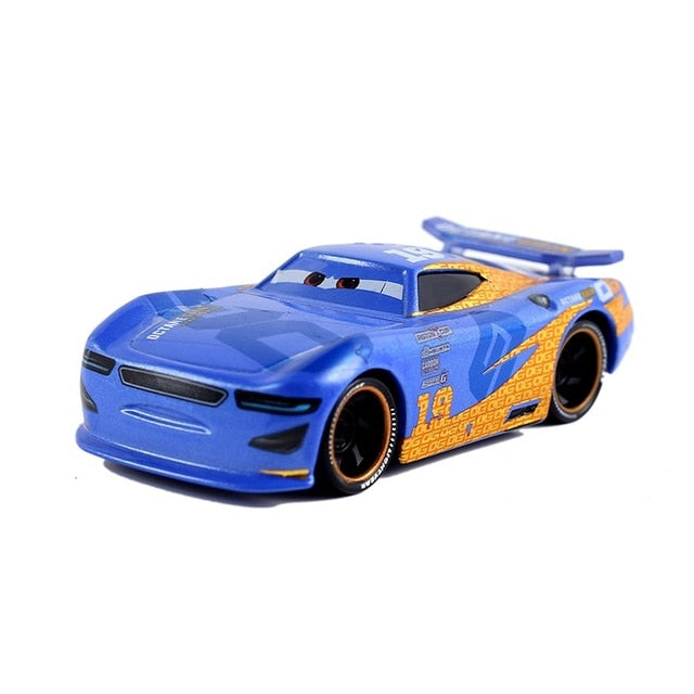 Newest arrival Disney Pixar cars 3 Toy Car McQueen 1:55 Cast Metal Alloy Toy Car Model Children's Birthday Christmas Gift